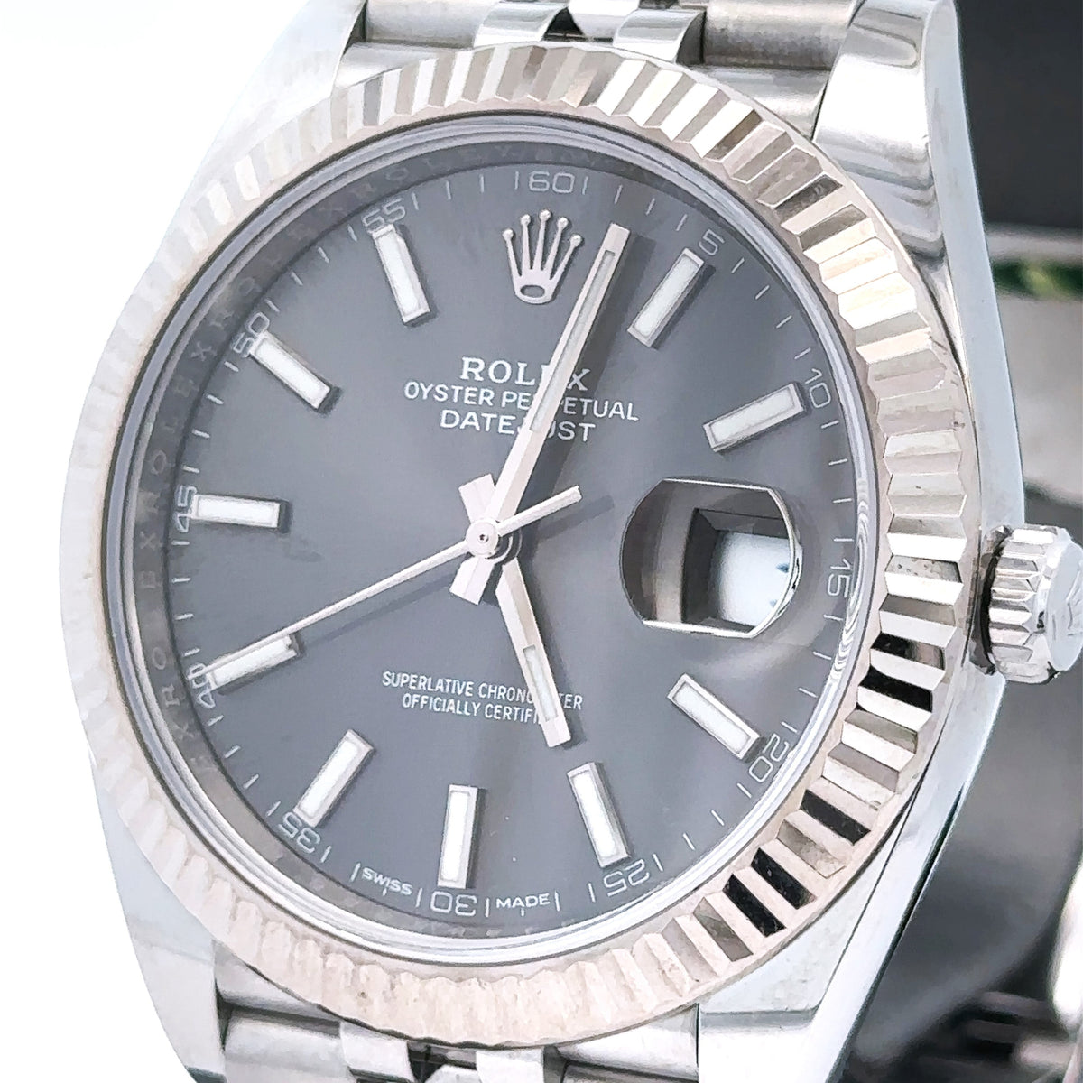 Pre-Owned Rolex Datejust 41mm Stainless Steel Watch 126334 Gold Fluted bezel
