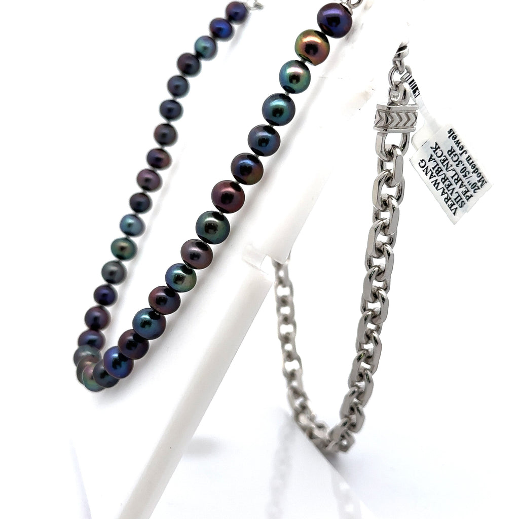 Vera Wang Silver & Black Pearl necklace, 20", 50.3gm, S16157