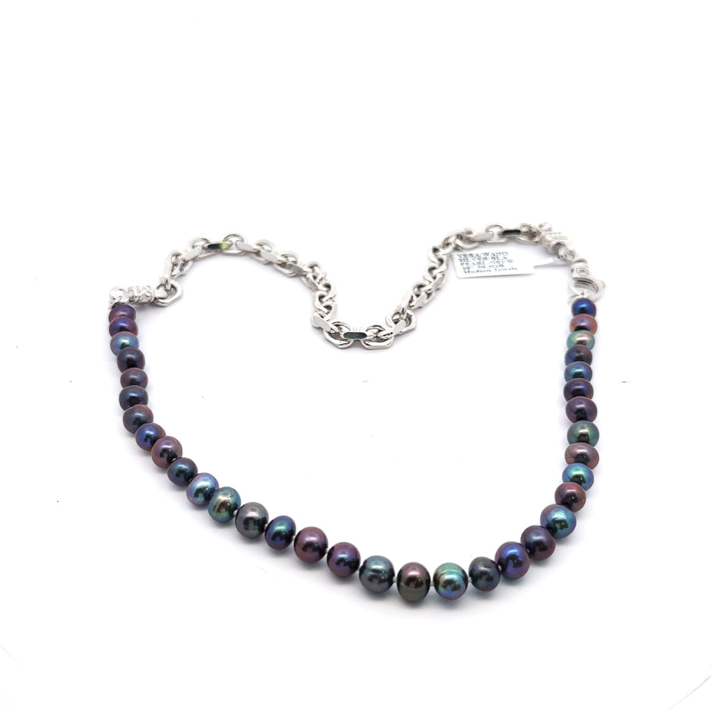 Vera Wang Silver & Black Pearl necklace, 20", 50.3gm, S16157