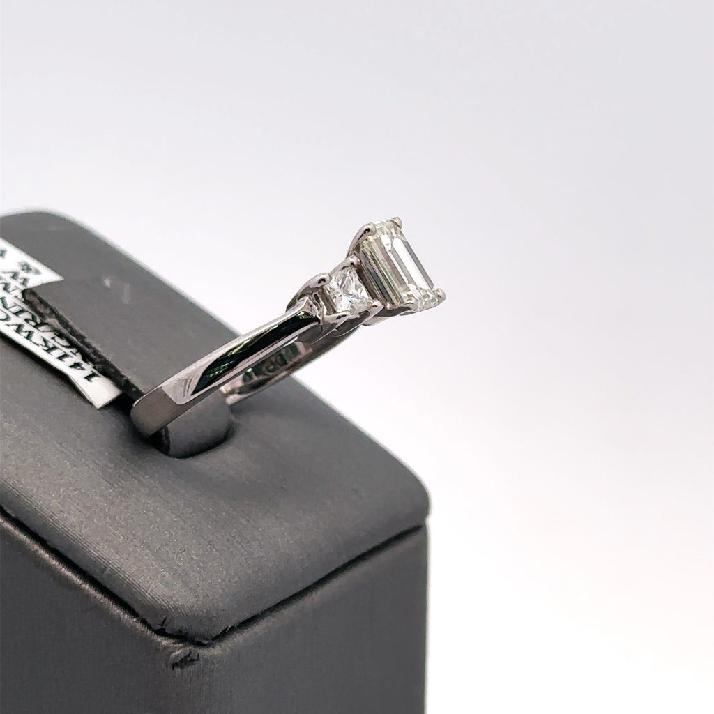 14k White Gold 1.35CT Diamond Engagement Ring Size 5.50 S106569