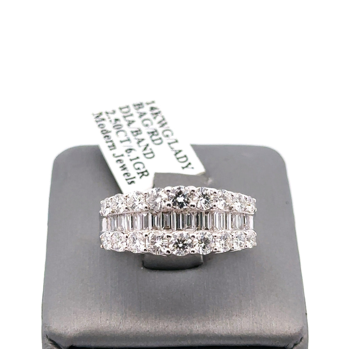 Fancy Ladies 14k White Gold 2.35CT Diamond Band 6.1g Size 7 S16176