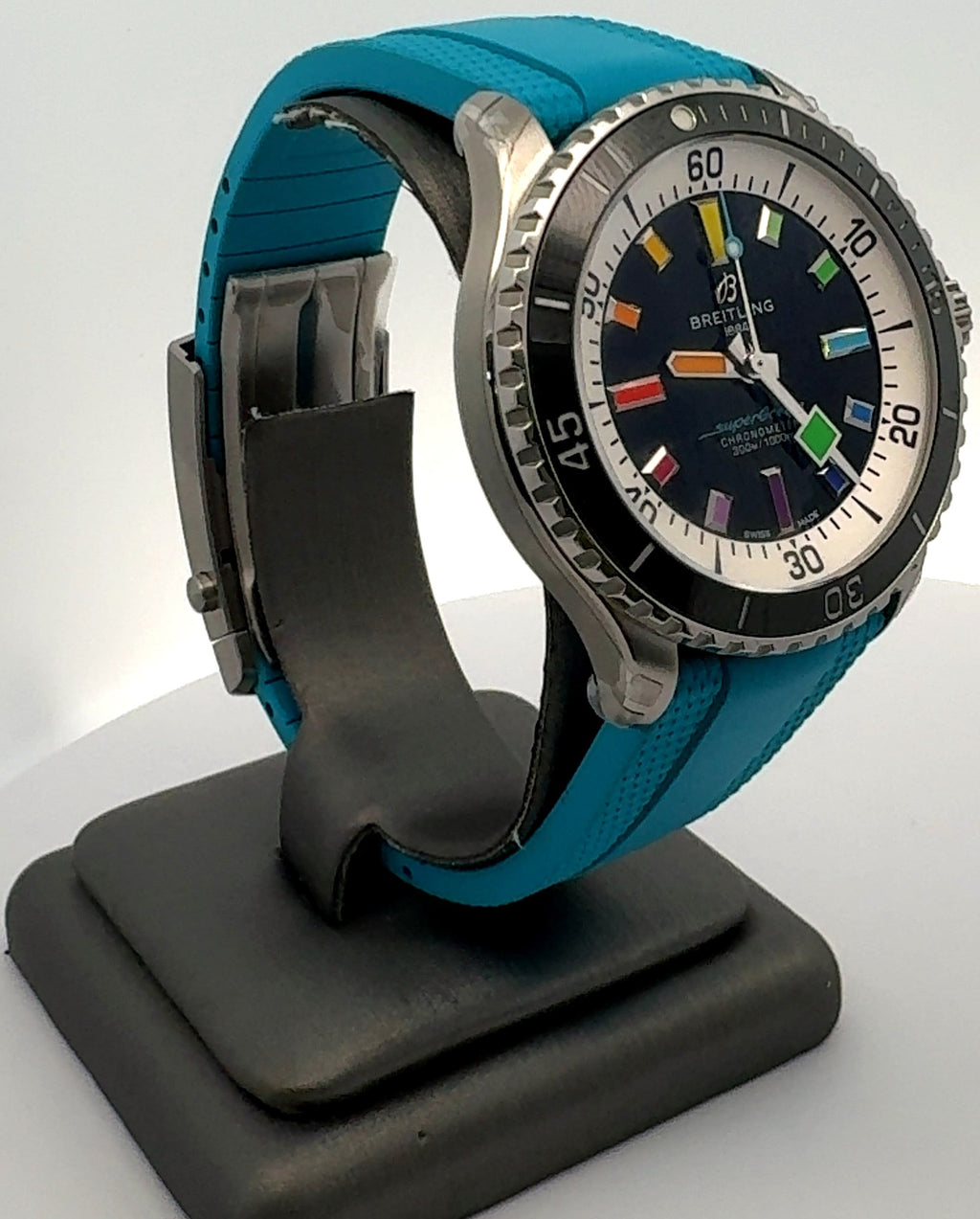 Breitling Superocean Automatic 42 A17375211B2S1- Brand New