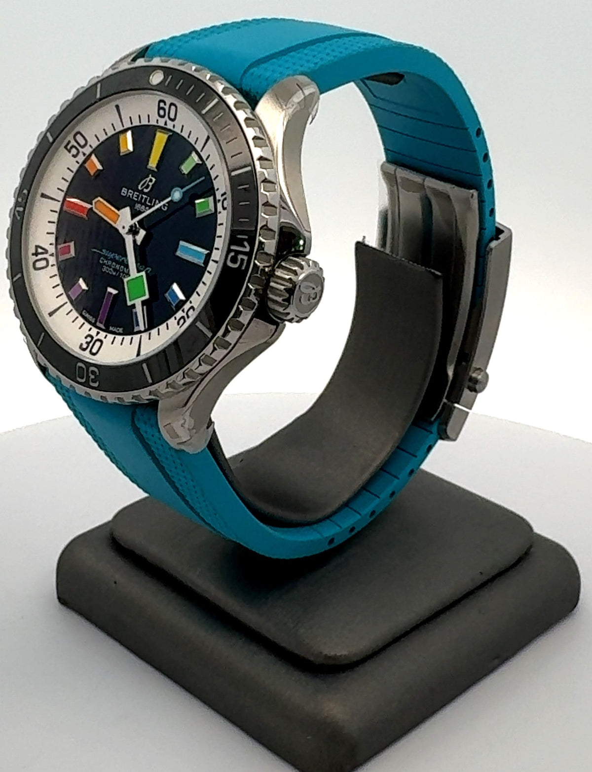 Breitling Superocean Automatic 42 A17375211B2S1- Brand New