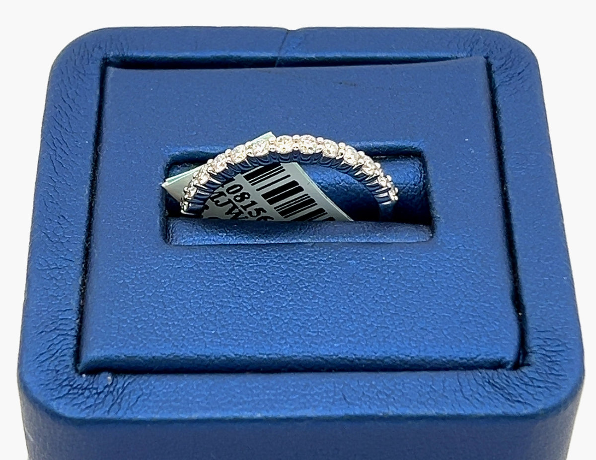 14k White Gold 0.65CT Baguette & Round Diamond Ring, 1.7gm, size 7 S108156