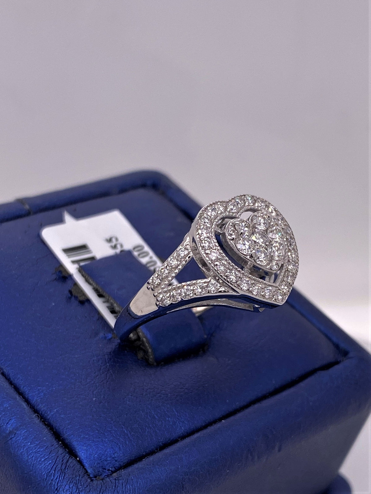 14k White Gold 1.00 CT Diamond Heart Design Ladies Ring