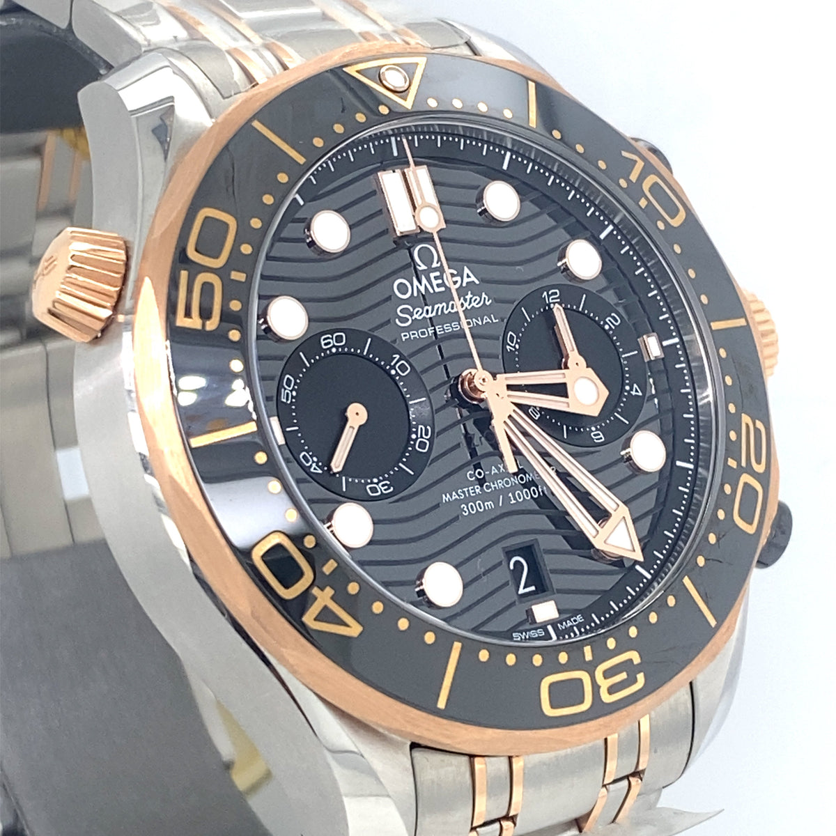 Omega Diver 300M Seamaster Sedna Gold on Steel 44mm Watch, 210.20.44.51.01.001