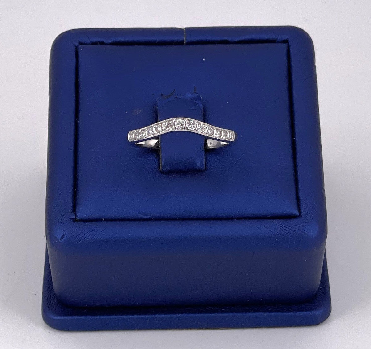 14K White Gold 0.35 CT Diamond Ladies Curve Band