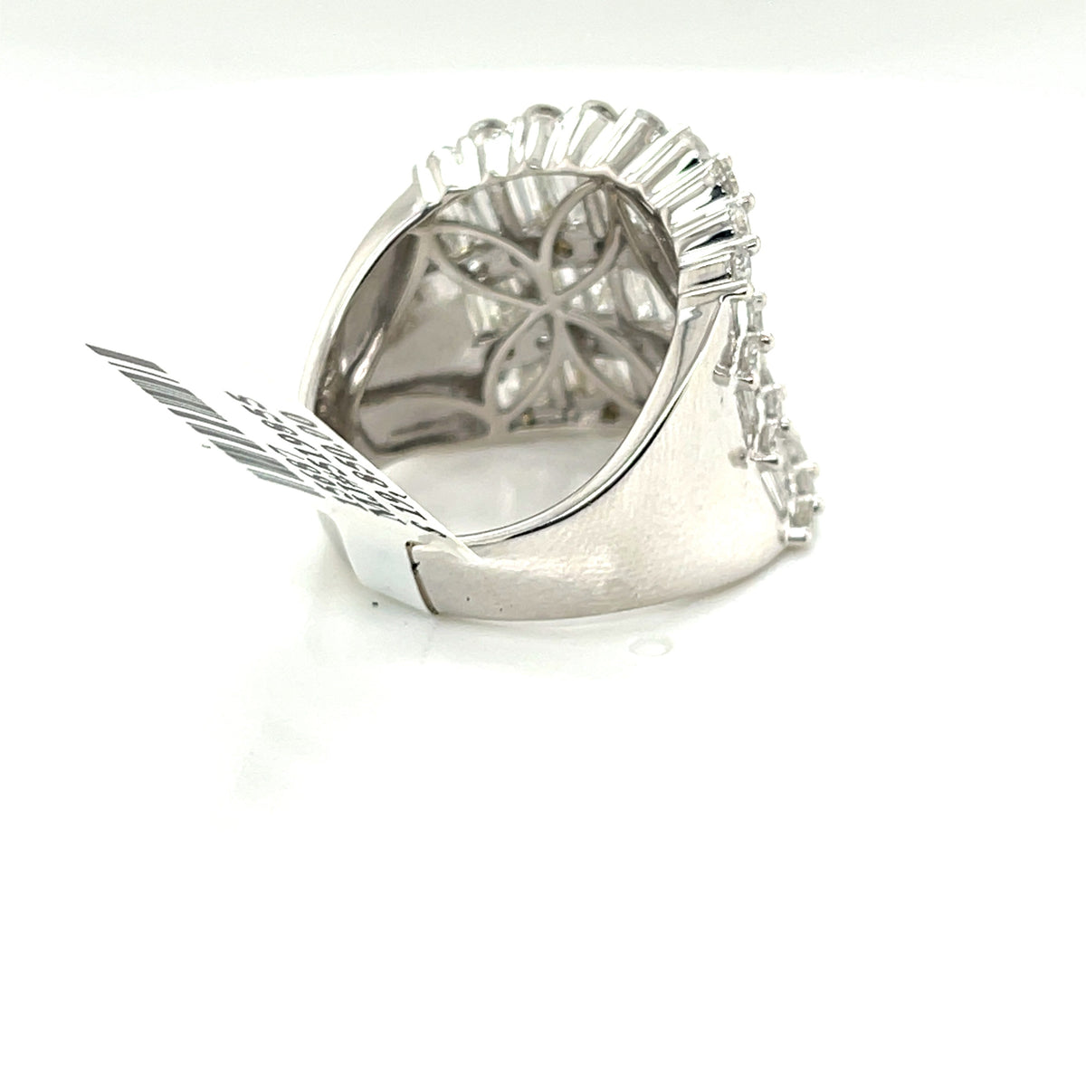 14k White Gold 4.85CT Ladies Baguette Diamond Ring, 8.1gm, Size 7.25,