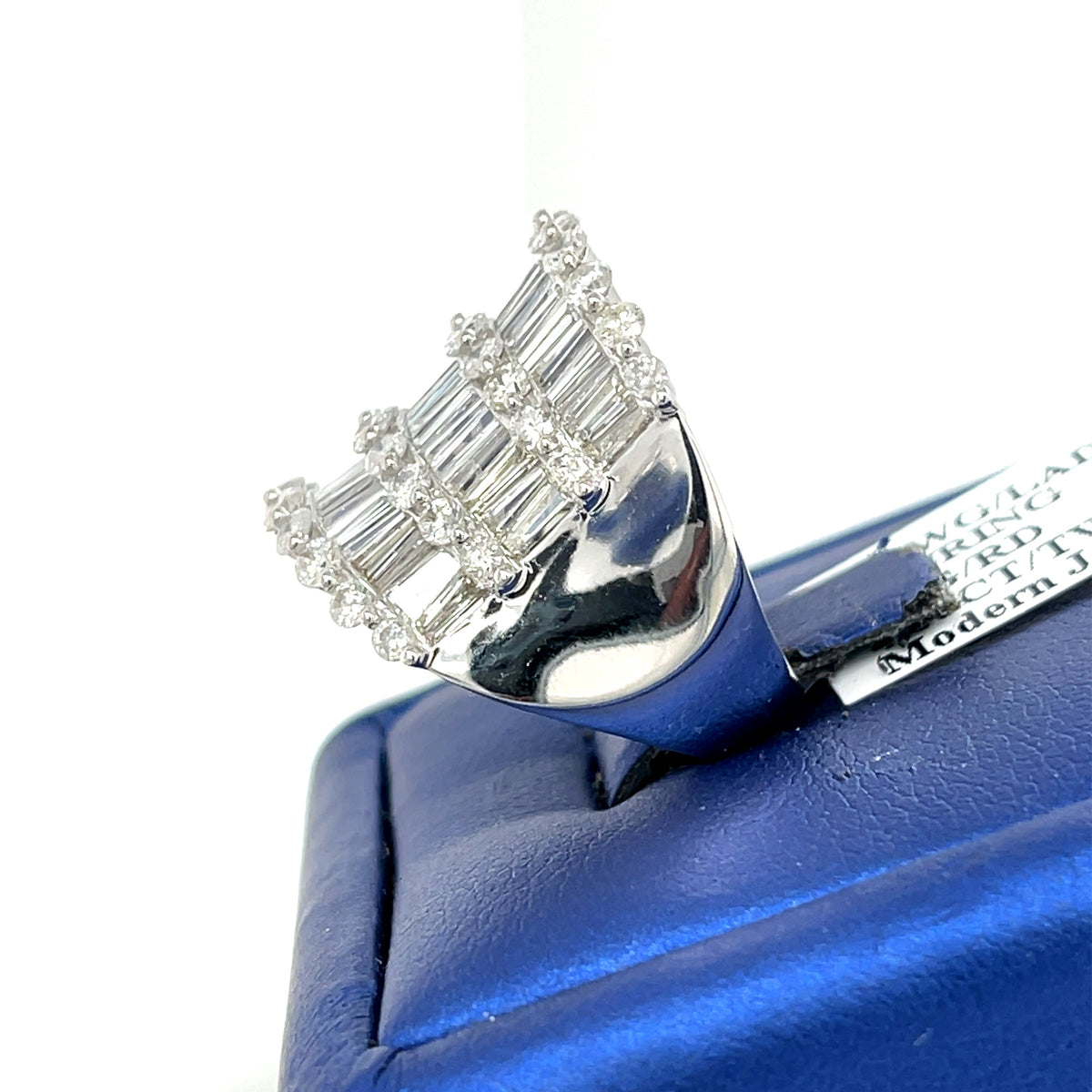 14k White Gold 4.85CT Ladies Baguette Diamond Ring, 8.1gm, Size 7.25,