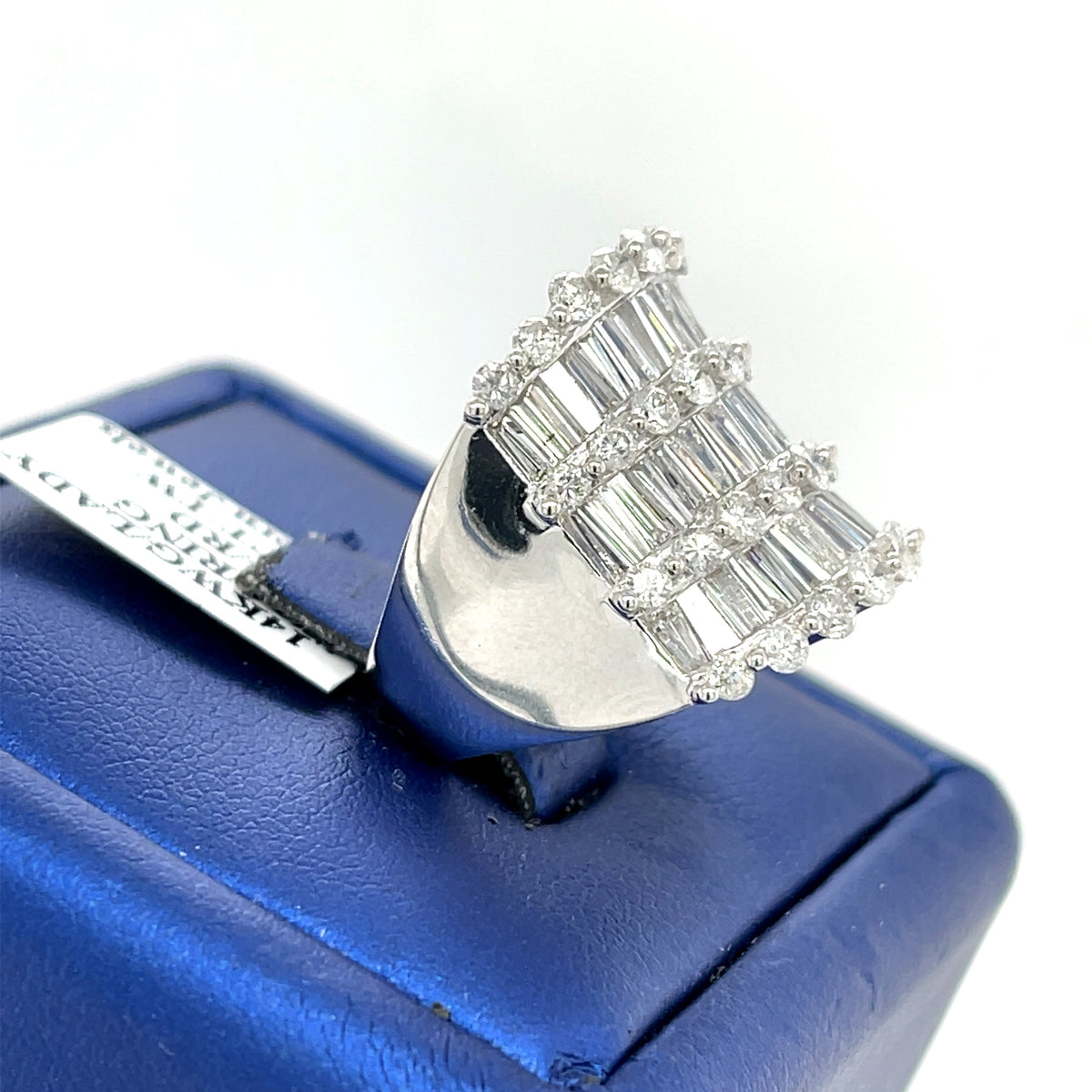 14k White Gold 4.85CT Ladies Baguette Diamond Ring, 8.1gm, Size 7.25,