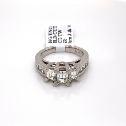 14K White Gold 2.00 CT Diamond Emerald Engagement Ring, 7.4g, Size 7