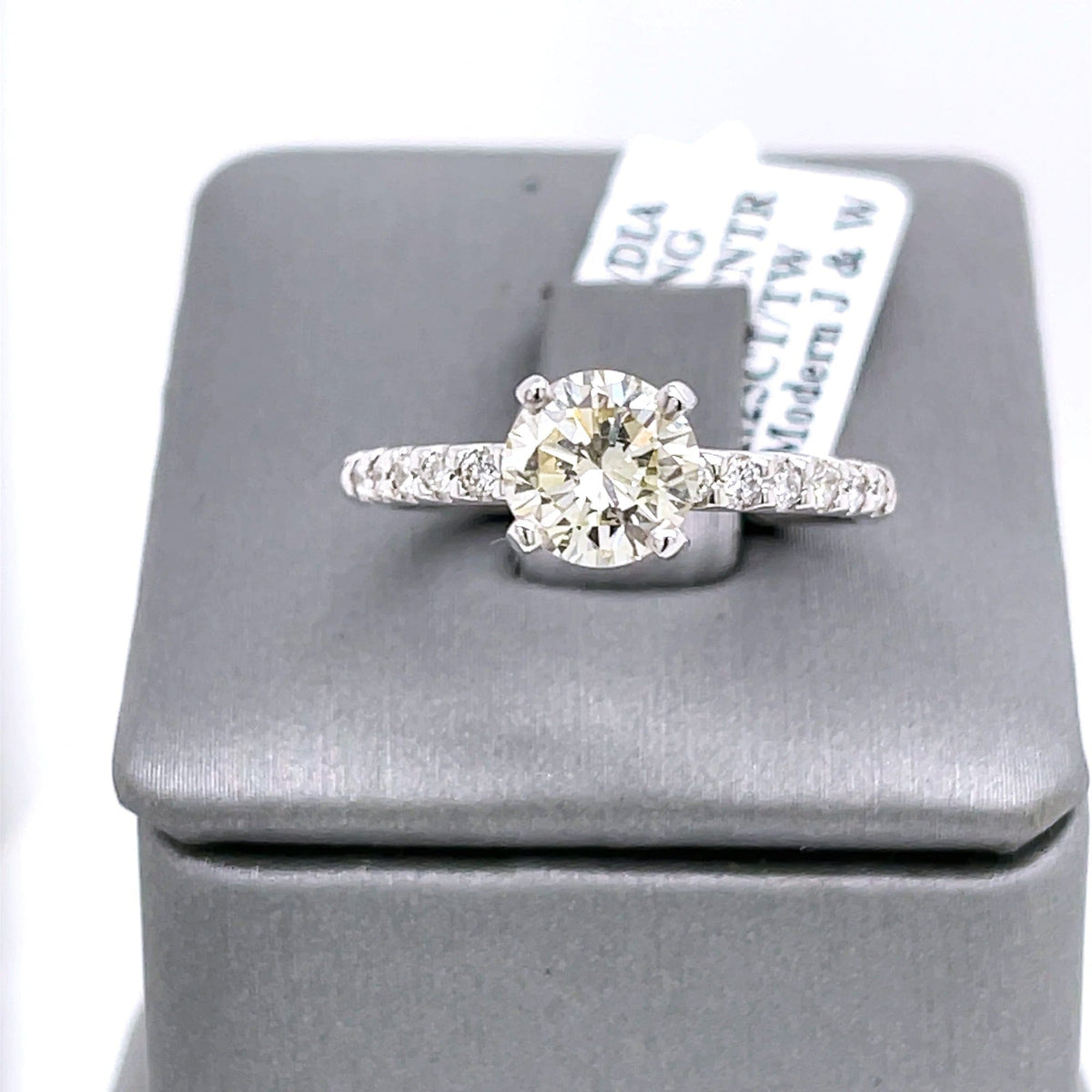 14K White Gold 1.25 CT Diamond Engagement Ring, 2.8gm, Size 7