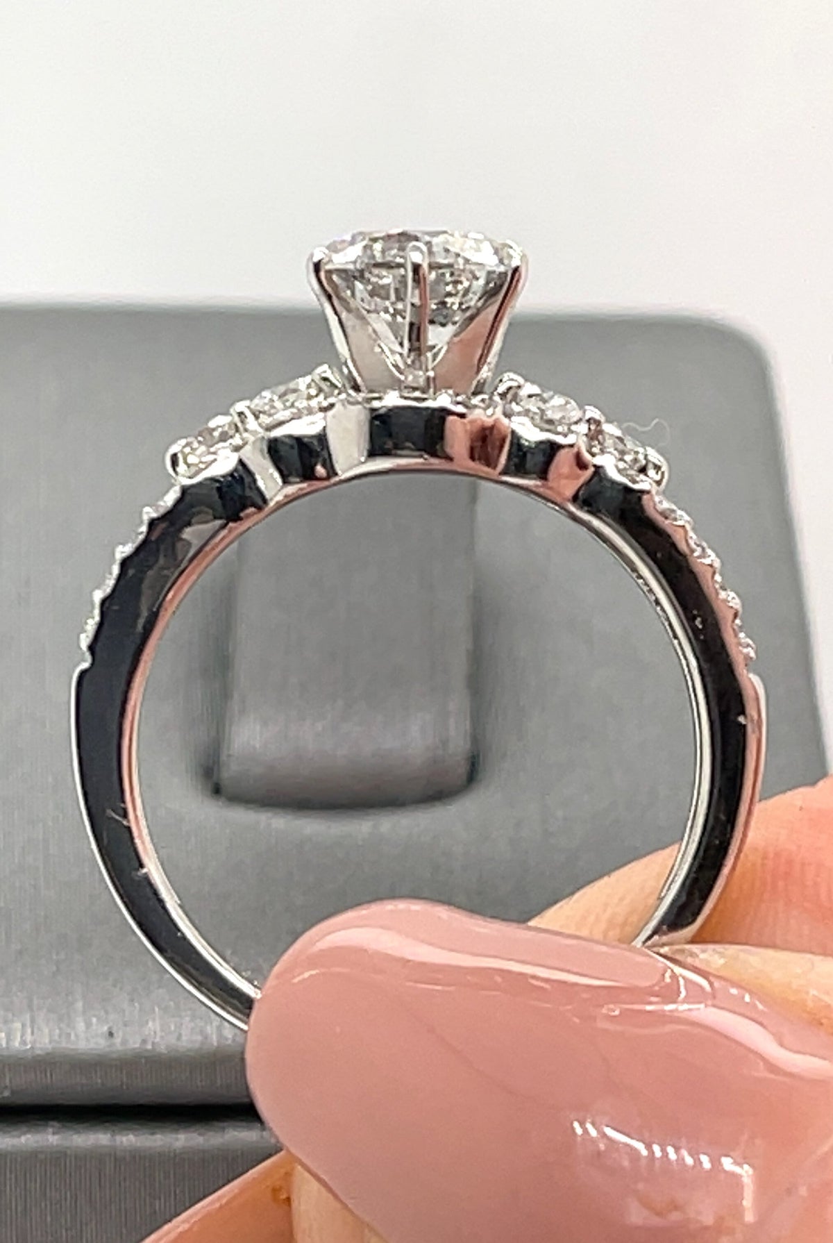 14K White Gold 1.50CT Round Cut Diamond Engagement Ring, Size 7, 3.9G