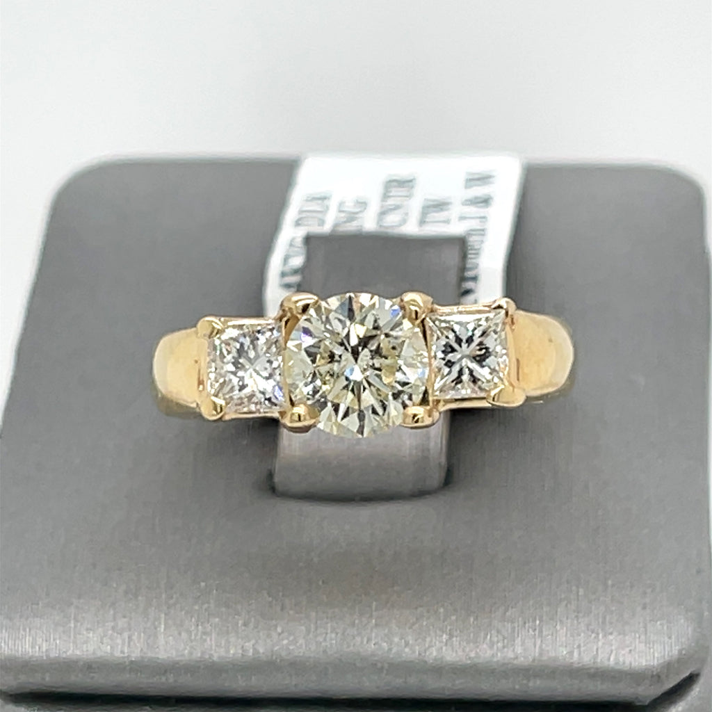14k Yellow Gold 1.65 Ct Diamond Round Cut Engagement Ring, Size 6.5