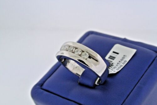 14k White Gold 0.75 CT Diamond Men's Band, 8.9gm, Size 10