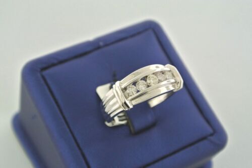14k White Gold 0.75 CT Diamond Men's Band, 4.7gm, Size 10.5