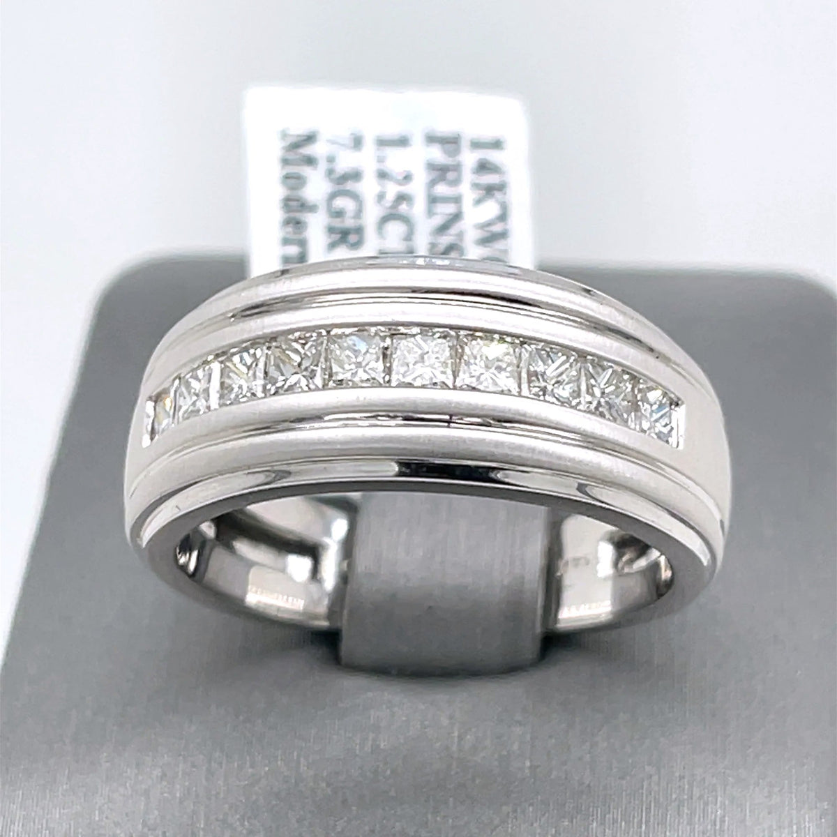 14k White Gold 1.25 CT Diamond Men's Band, 7.3gm, Size 10