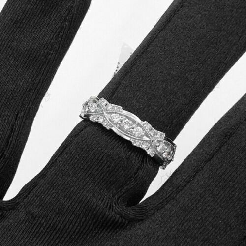 14k White Gold 0.90 CT Diamond Ladies Band, 4.2gm, Size 7