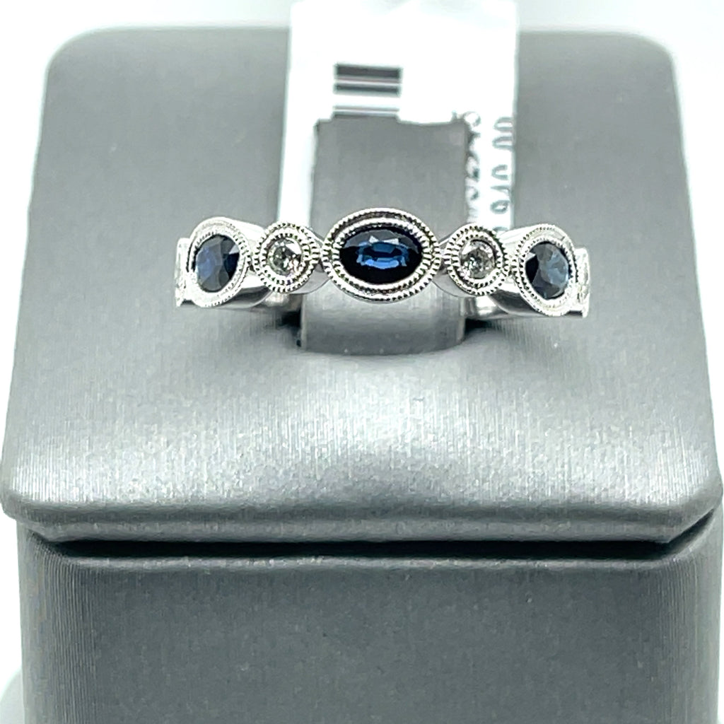 14K White Gold 0.85 CT Diamond & Sapphire Band, 2.7gm, Size
