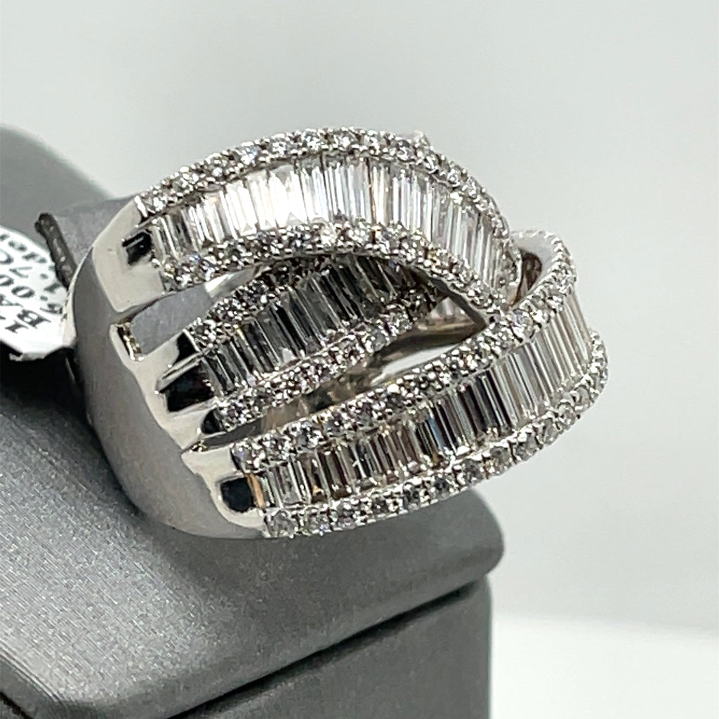 14k White Gold 6.00 CT Baguette & Round Crossover Ring, 11.7gm, size 7.25