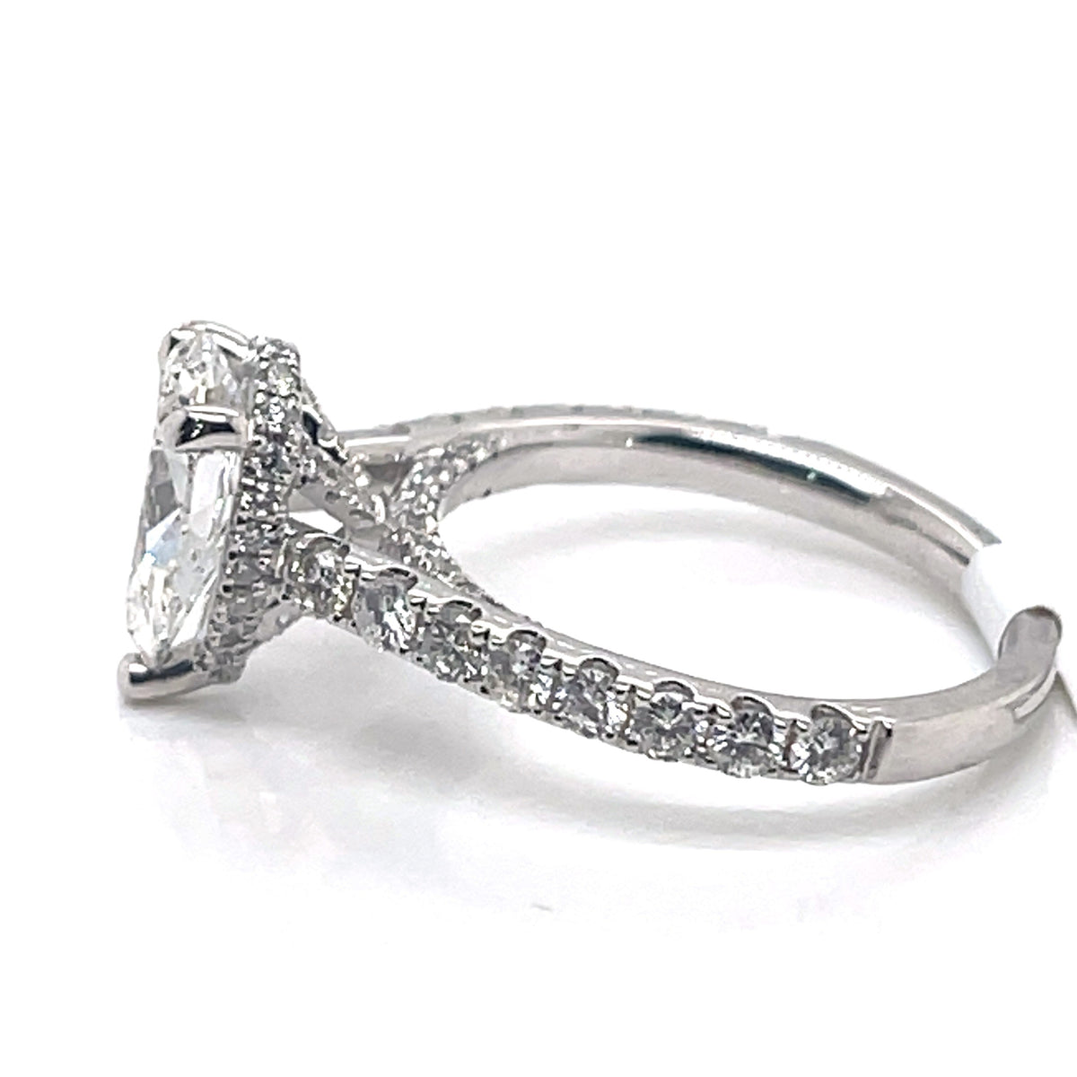 18K White Gold 1.50CT Pear Diamond Engagement ring, Size 6, 4.0g