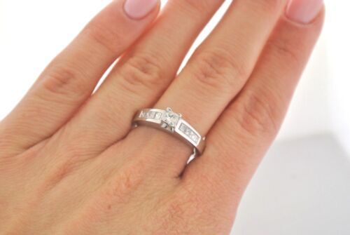 14k White Gold 0.75 CT Princess Cut Diamond Engagement Ring 4.2gm Size 7