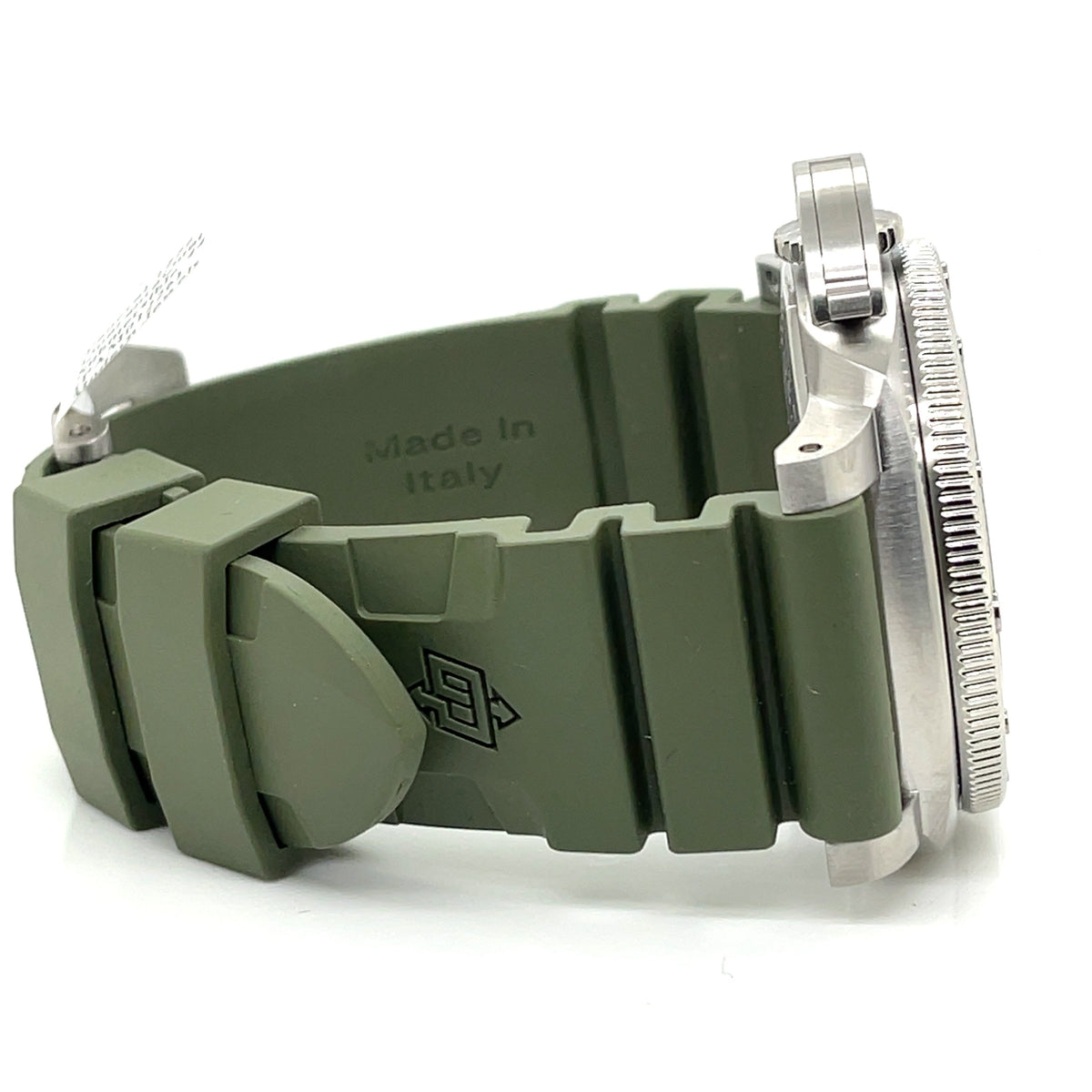 Panerai Automatic Submersible QuarantaQuattro Bianco, 44mm PAM 01226