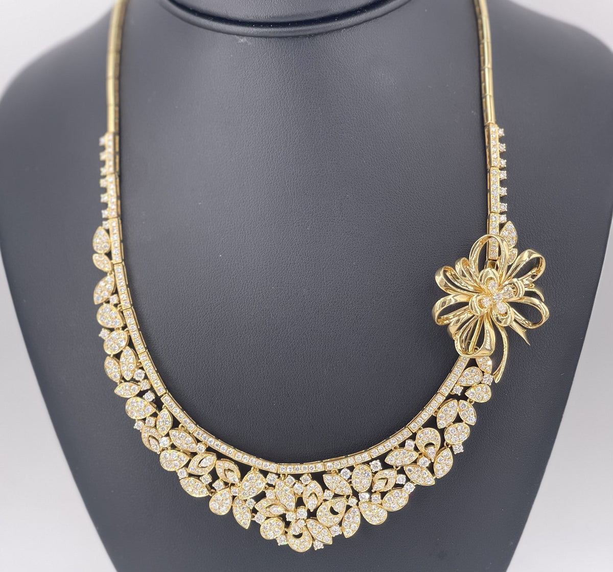 18k Yellow Gold 14.50CT Diamond Fancy Cocktail Necklace, 67.3gm, 19", S107336