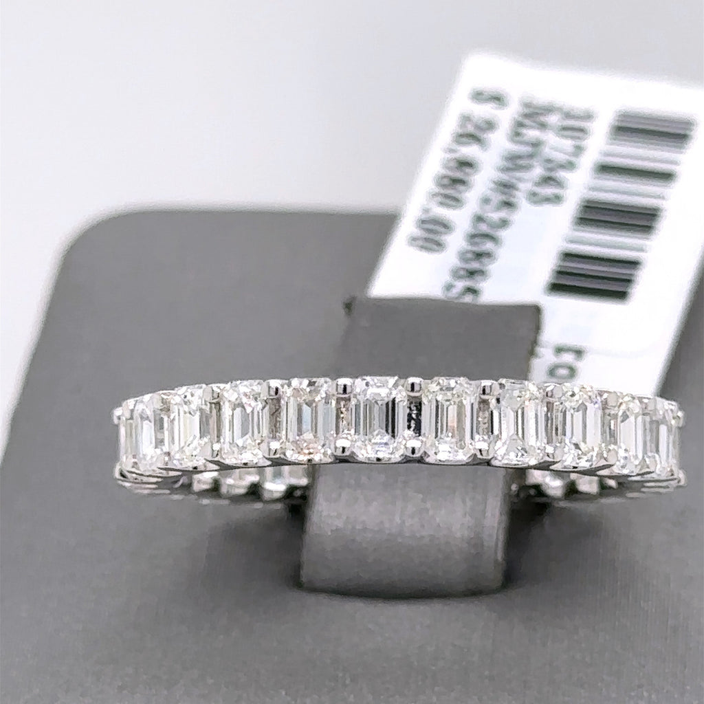 14K White Gold 3.50CT Emerald Diamond Eternity Band, 3gm, Size 8