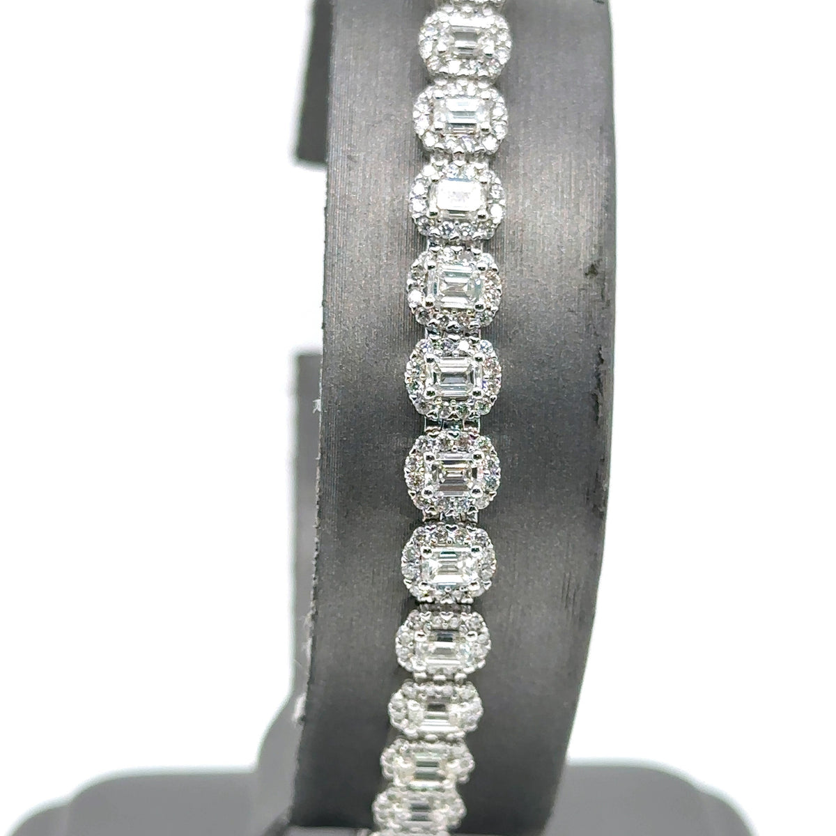 14k White Gold 9.00CT Diamond Tennis Ladies Bracelet, 17.2g, 7"