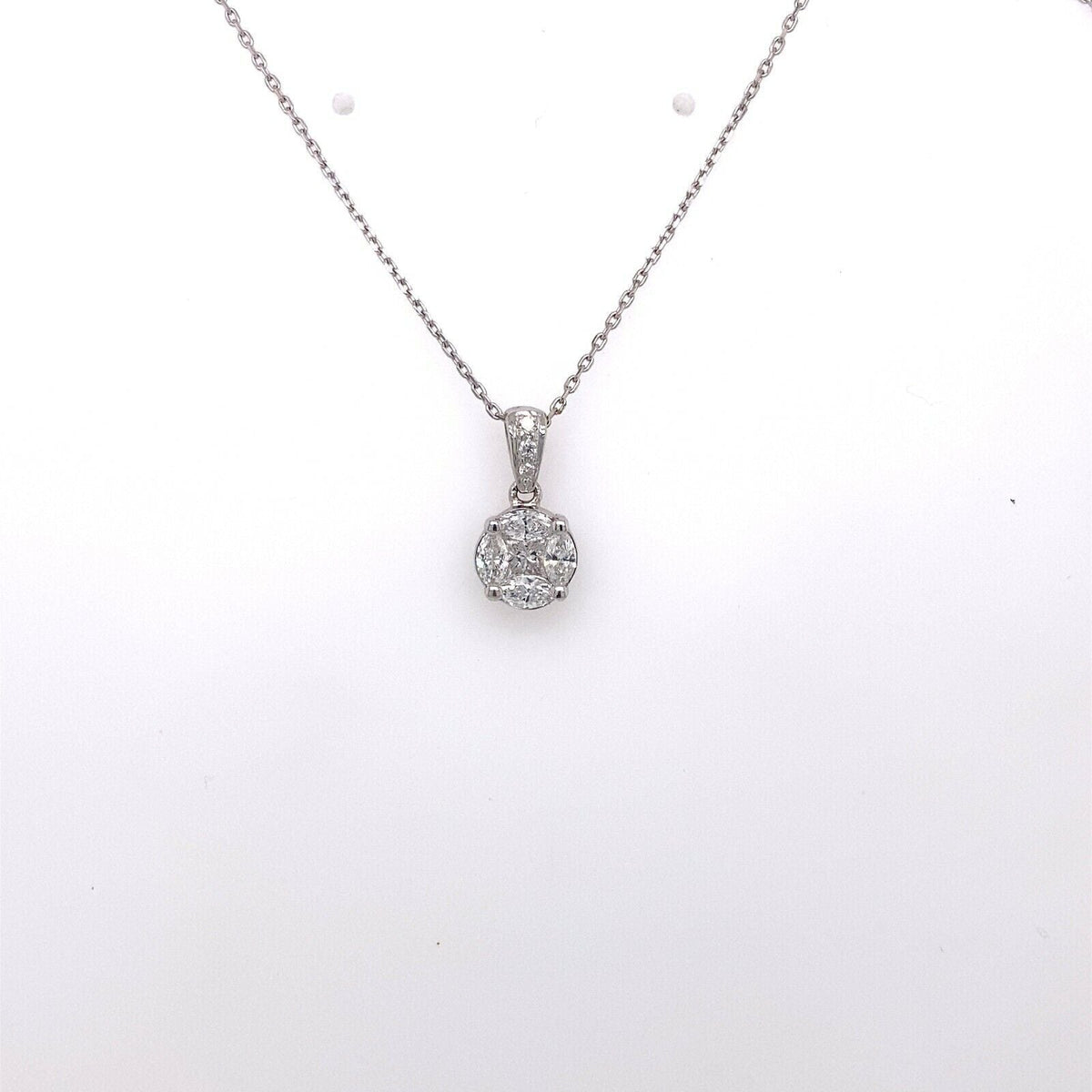 18k White Gold 1.00 CT Diamond Cluster Pendant, 2.4g, 16"