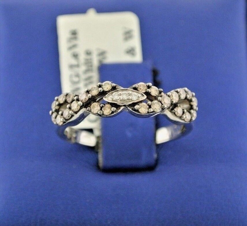 LeVian 14k White Gold 0.50 Chocolate & White Diamond Band, 3gm Size 6.75 S101520