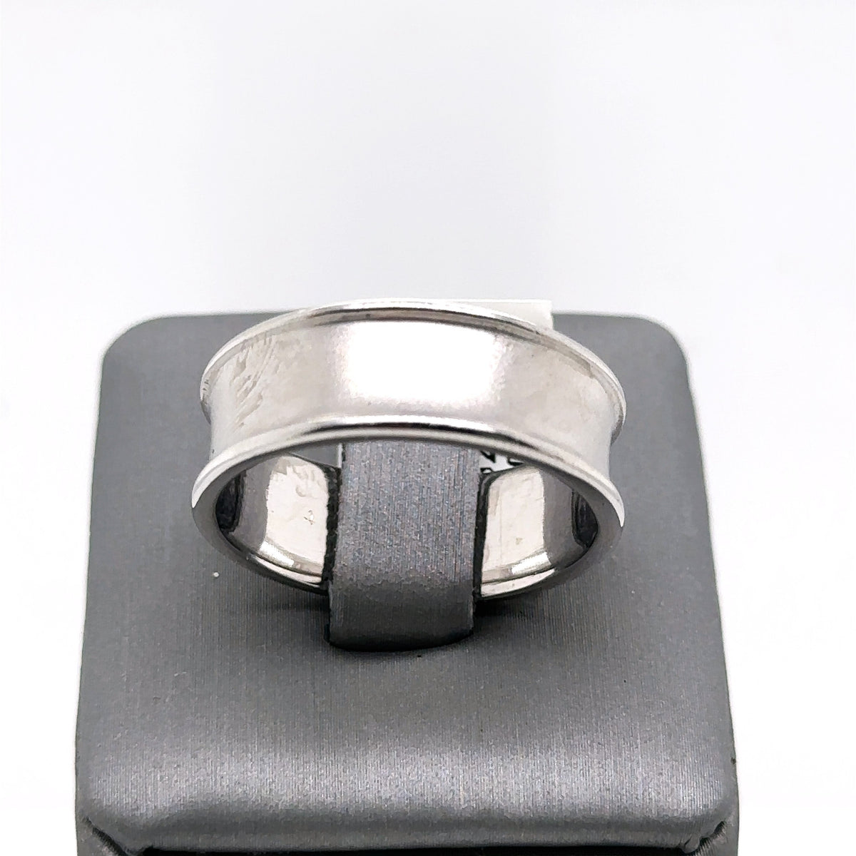 14k White Gold Comfort Fit Men's Wedding Band, 8.2gm, Size 10.75 S101600