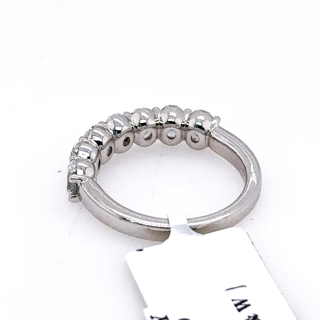 14k White Gold 2.45CT Oval Cut Diamond Ladies Band, 4.4g, Size 7, S107619
