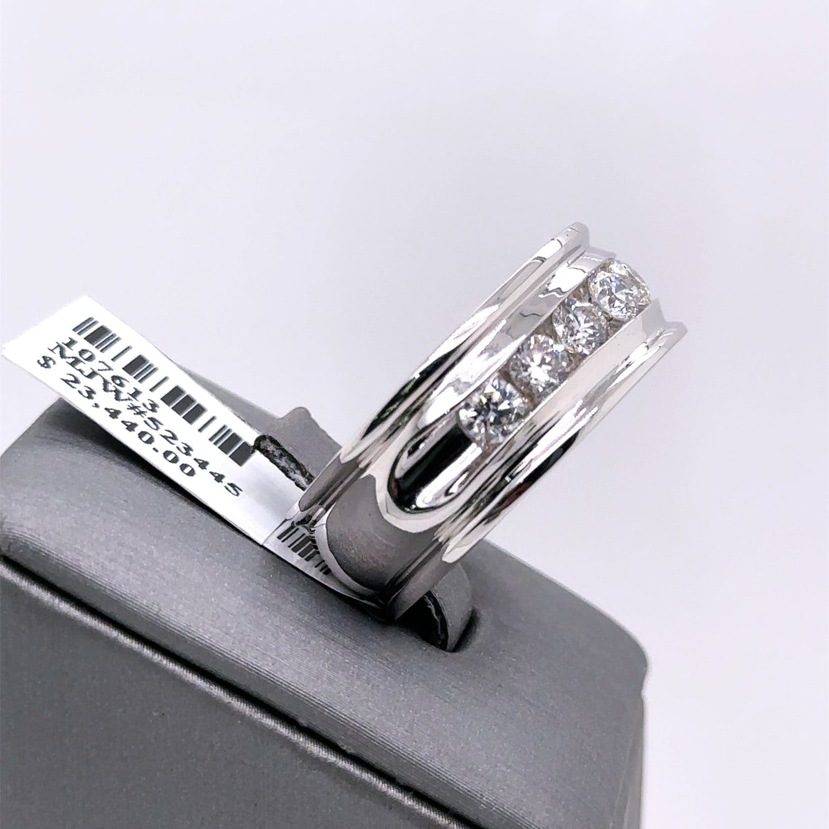 14k White Gold 2.00 CT Diamond Men's Wedding Band, 16.7g, Size 10.5, S107613