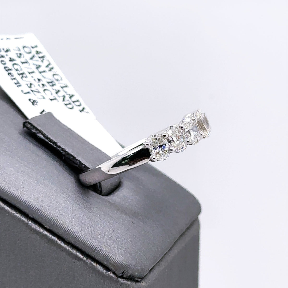 14k White Gold 1.55CT Oval Cut Diamond Ladies Band, 3.4g, Size 7, S107618
