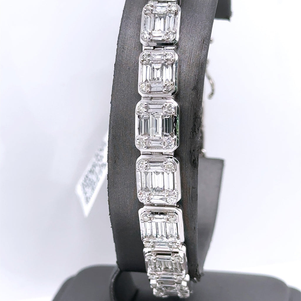 14k White Gold 9.50CT Baguette Diamond Tennis Bracelet, 8", 28.4G S107638