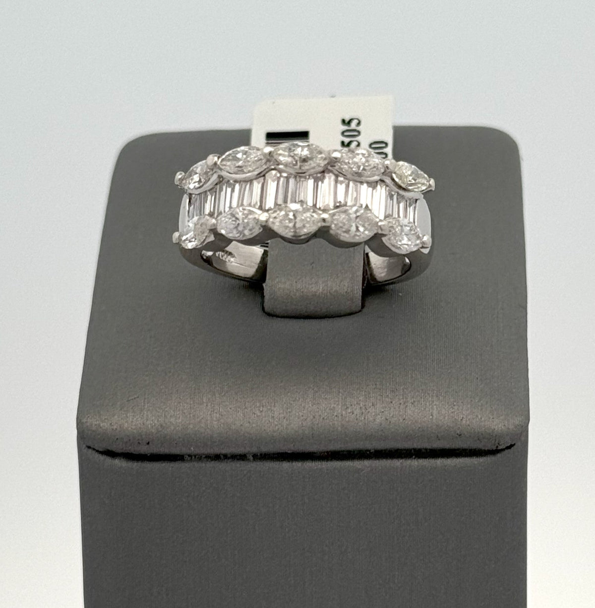 Platinum 1.50CT Baguette & Marquise Diamond Ring, 8.0gm, Size 6.5 S108365