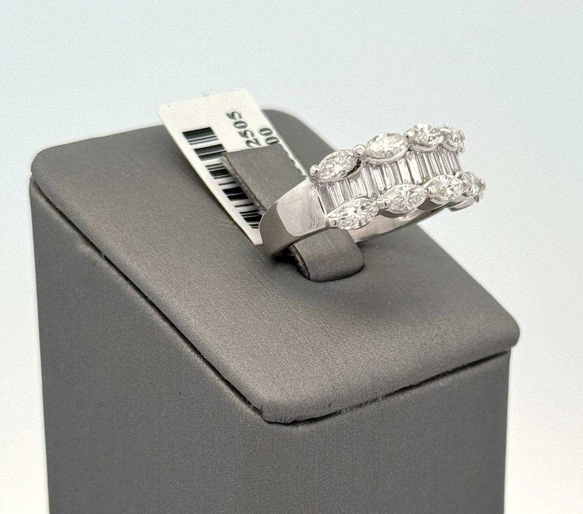 Platinum 1.50CT Baguette & Marquise Diamond Ring, 8.0gm, Size 6.5 S108365