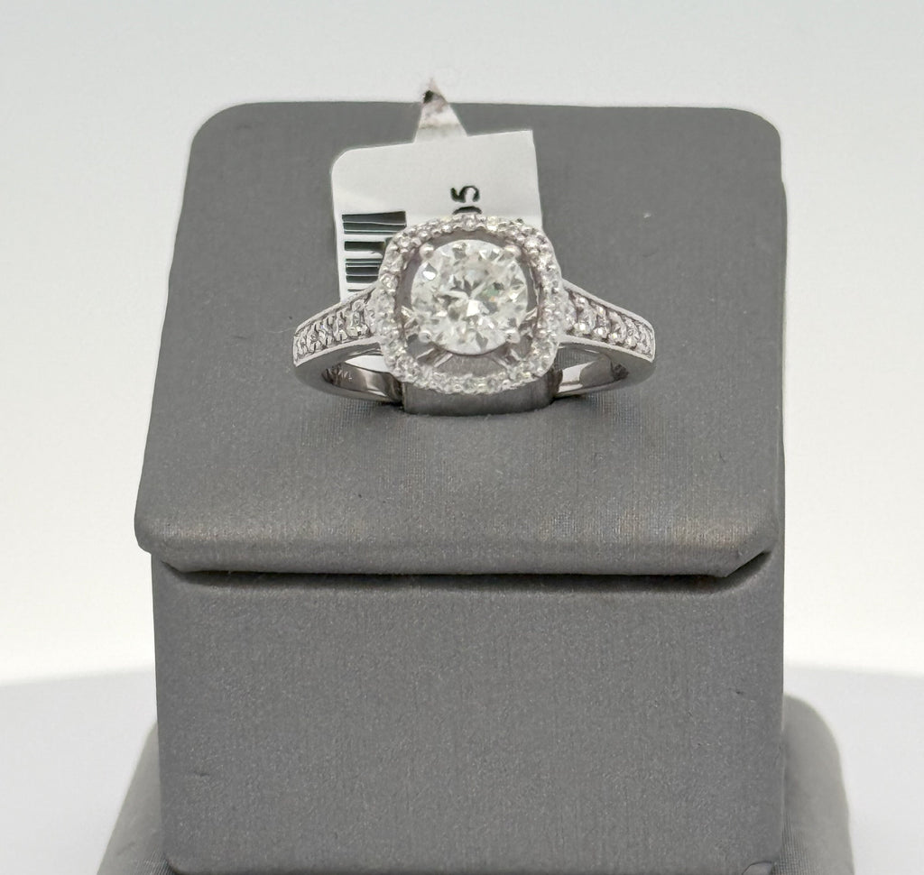14K White Gold 1.25 CT Diamond Engagement ring, Size 7, 3.9g S107646