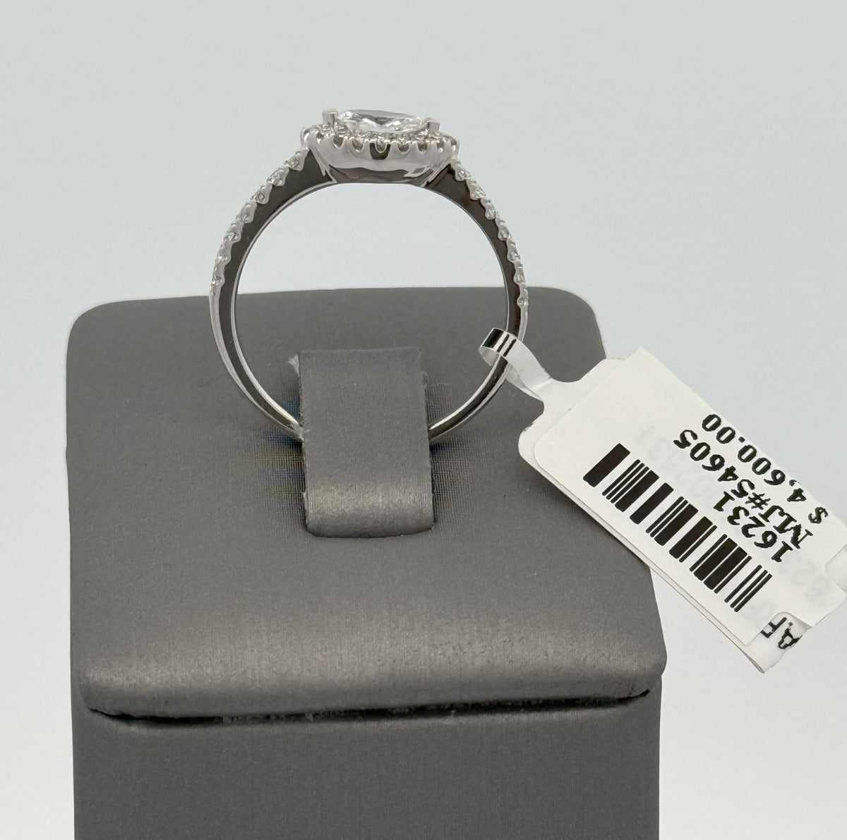 14k White Gold 0.50 CT Marquise & Round Diamond Ring, Size 7,5, 2.3gm, S16231