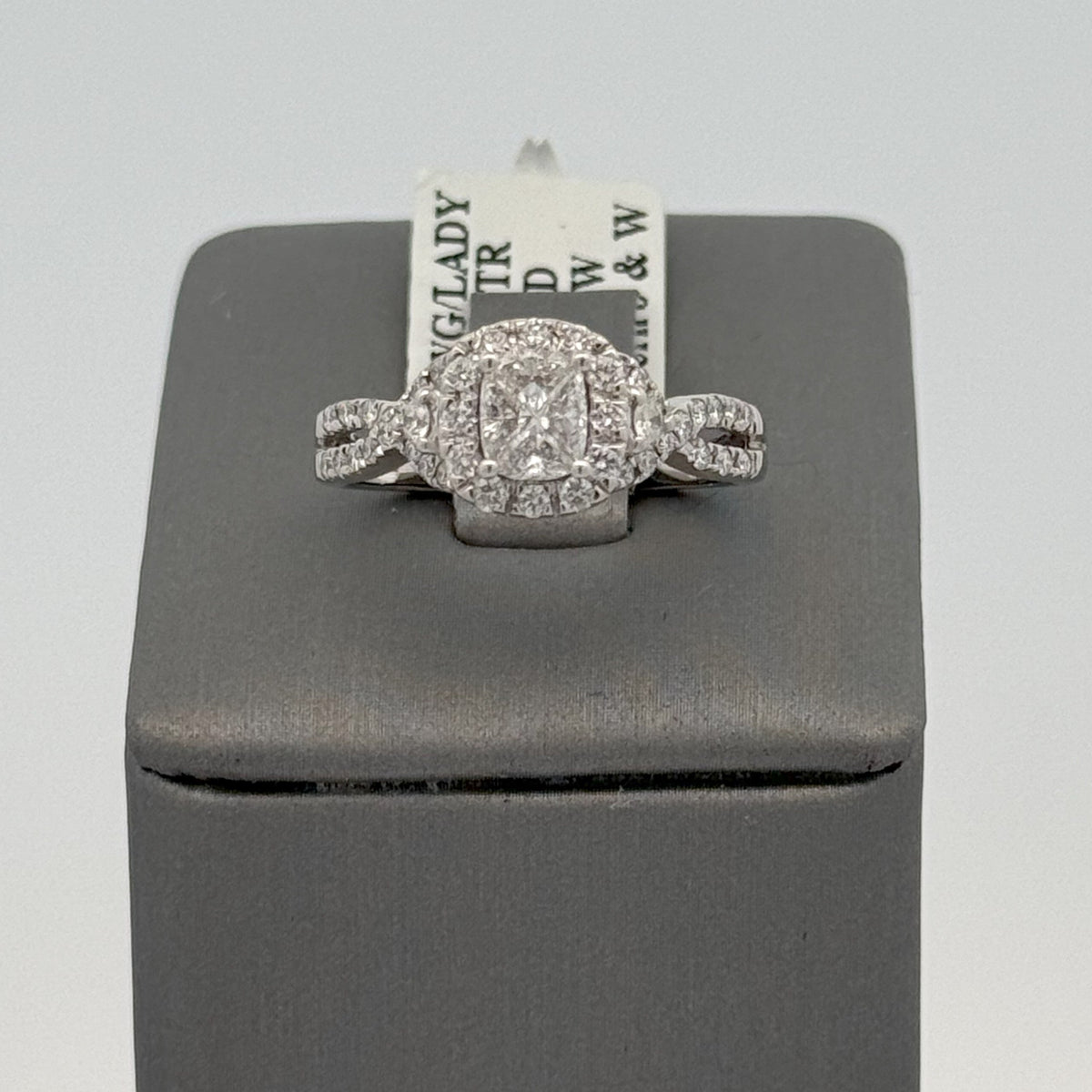 14k White Gold 0.75CT Diamond Engagement ring, Size 7,75, 4.1g S106984