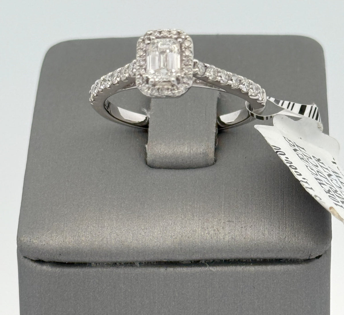 10k White Gold 1.0CT Diamond Engagement Ring Size 7.5 S15745