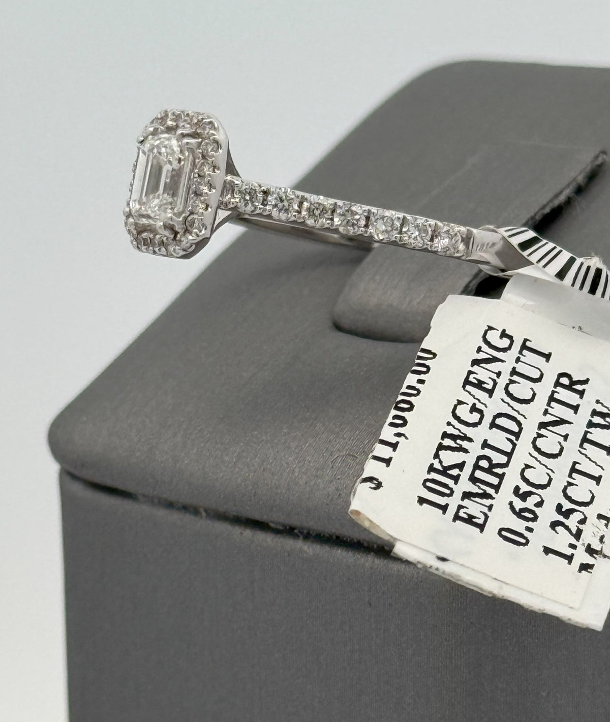 10k White Gold 1.0CT Diamond Engagement Ring Size 7.5 S15745
