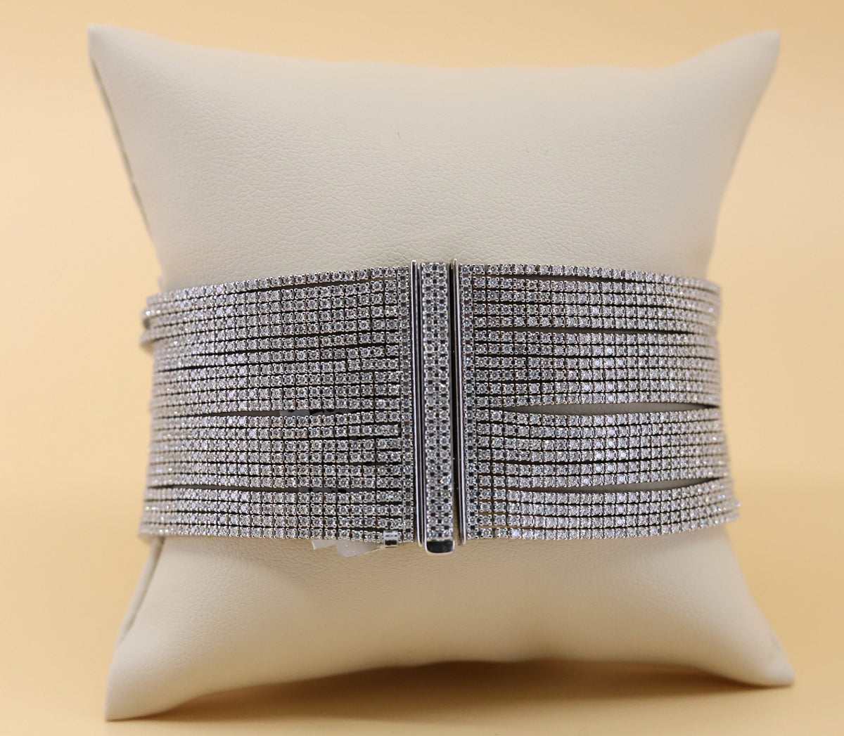 18k White Gold 27.25CT Diamond Tennis Bracelet, 7", 102.5g, S16815