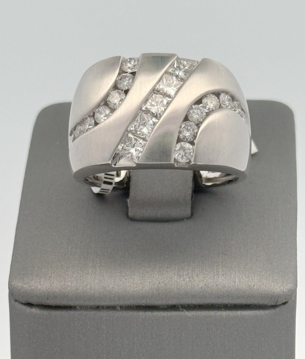 10k White Gold 1.60CT Diamond Men's Wedding Band, 8.8g, Size 10, S16010