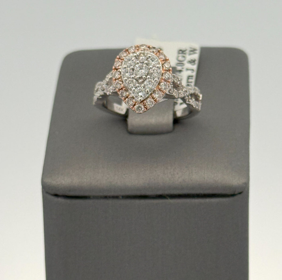14k White & Rose Gold 0.75Ct Diamond Cluster Pear Shaped Ring 4.0gm,Size 4,5. S108424