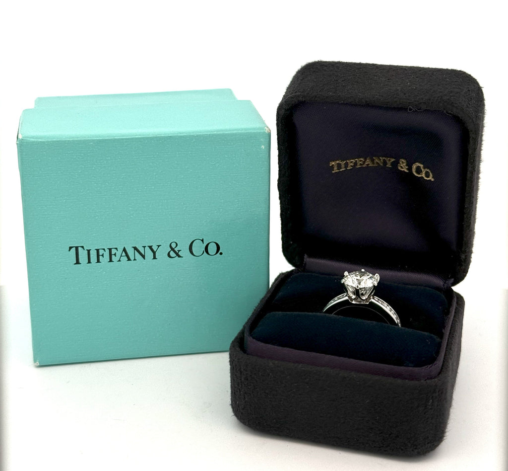 Tiffany & Co Platinum 1.51ct Round Diamond Engagement Ring H/VS1, S108479 (Pre-owned)