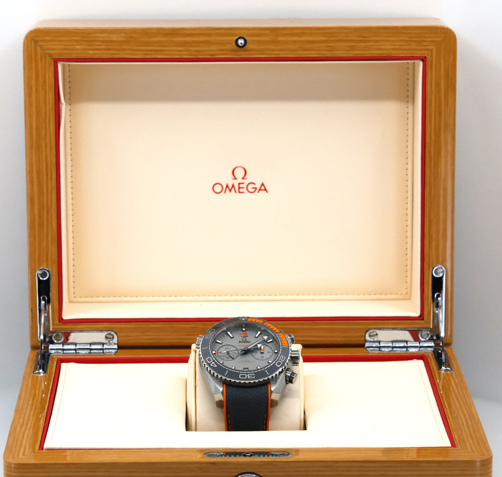 Omega Seamaster Planet Ocean 600M 45.5mm 215.92.46.51.99.001, S16963 (Ore-owned)