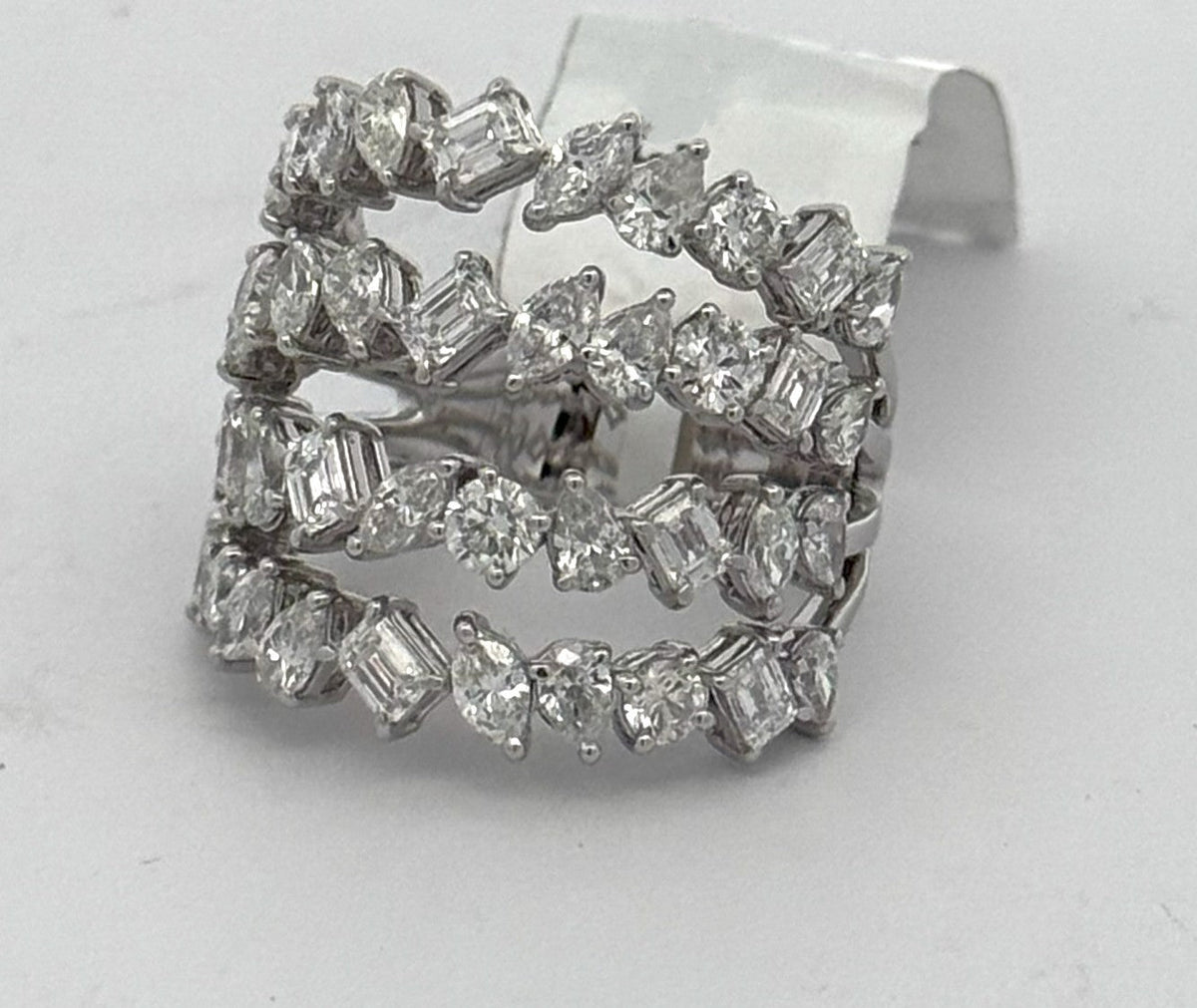 14K White Gold 5.00 CT Diamond Ladies Ring, 8.7gm, Size 7.25, S108589